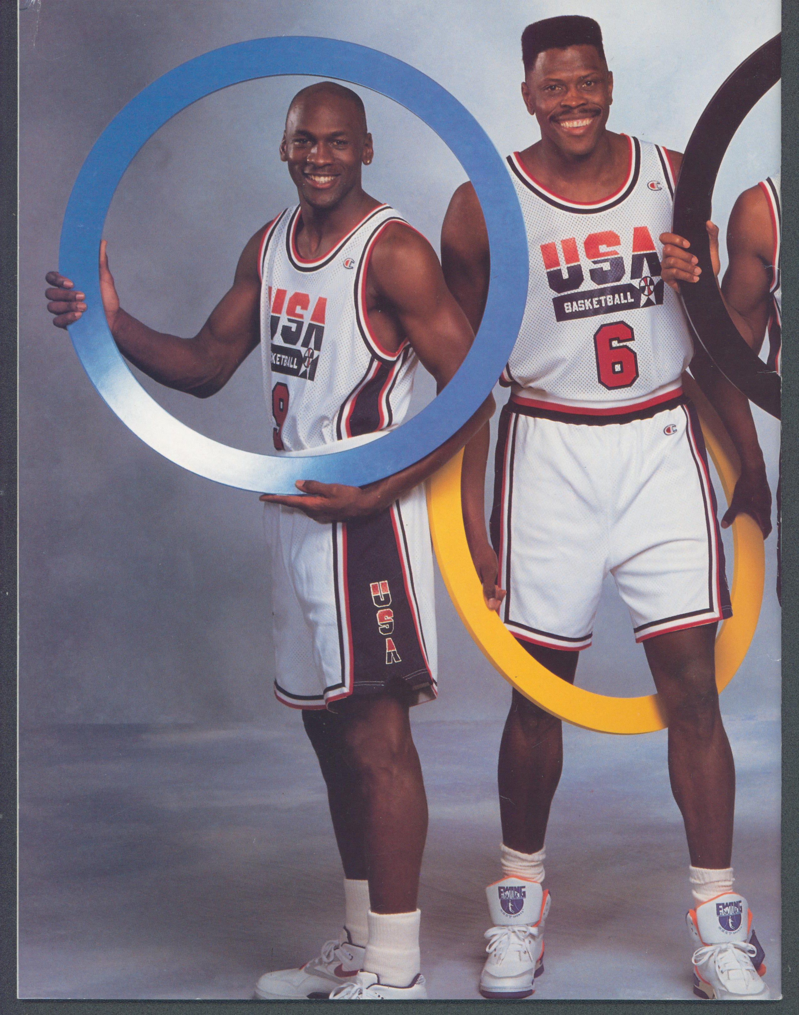 Team USA (3) Johnson, Barkley & Malone Signed 1992 Beckett Magazine BAS #MJ14932
