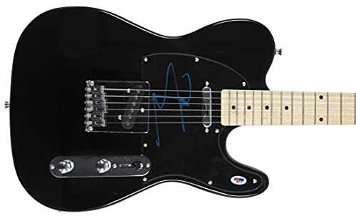 Pete Townshend The Who Authentic Signed Black Electric Guitar PSA/DNA #Q52175
