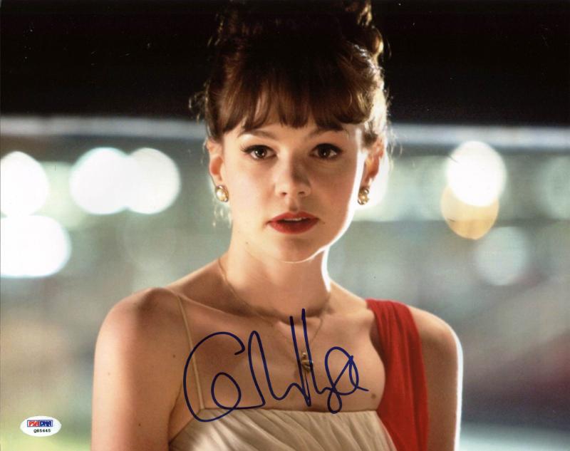 Carey Mulligan An Education Signed Authentic 11X14 Photo PSA/DNA #Q85645