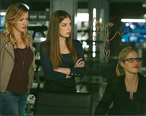 Anna Hopkins Arrow Authentic Signed 8x10 Photo Wizard World #015872