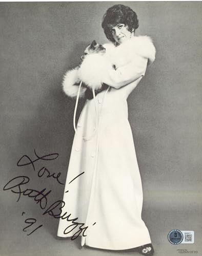 Ruth Buzzi Rowan & Martin's Laugh-In "Love! '91"Signed 8x10 Photo BAS #BM38017