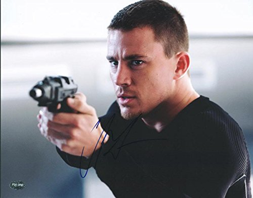 Channing Tatum Signed Authentic 11X14 Photo Autographed PSA/DNA #J60078
