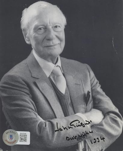 John Gielgud Arthur "Best Wishes" Authentic Signed 4.75x6 Photo BAS #BK43348