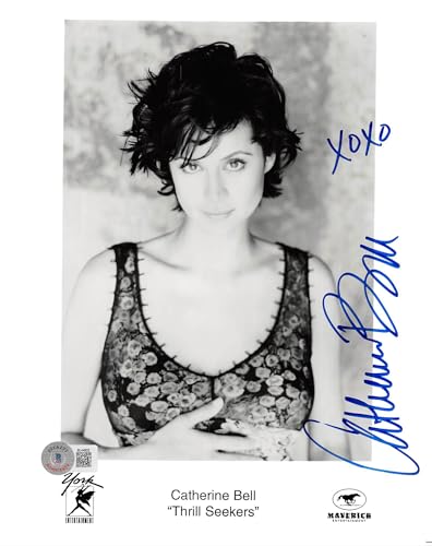 Catherine Bell Thrill Seekers "XOXO" Authentic Signed 8x10 Photo BAS #BL44802