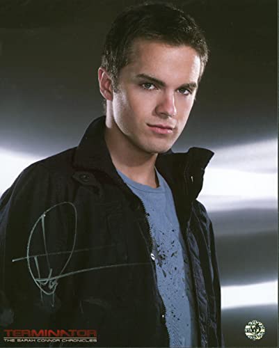 Thomas Dekker Terminator Sarah Connor Chronicles Signed 8x10 Photo Wizard World