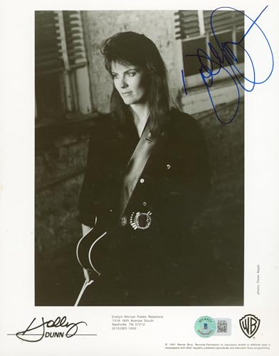 Holly Dunn Country Musician Authentic Signed 8x10 Photo BAS #BL81264