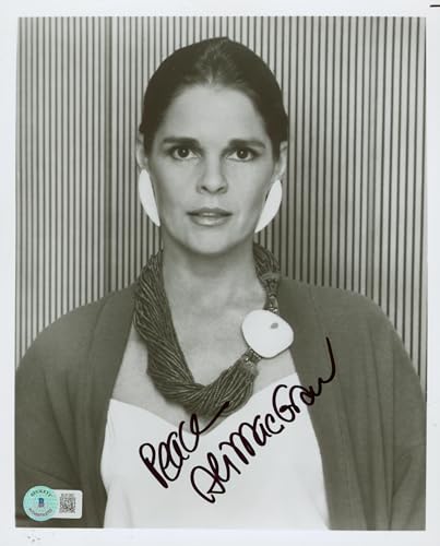 Ali MacGraw The Getaway "Peace" Authentic Signed 8x10 Photo BAS #BL81282