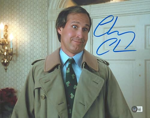 Chevy Chase Christmas Vacation Signed 11x14 Horizontal Overcoat Photo BAS Wit