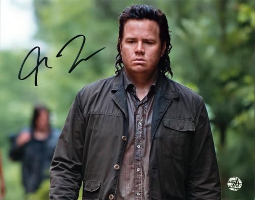 Josh McDermitt The Walking Dead Authentic Signed 8x10 Photo Wizard World
