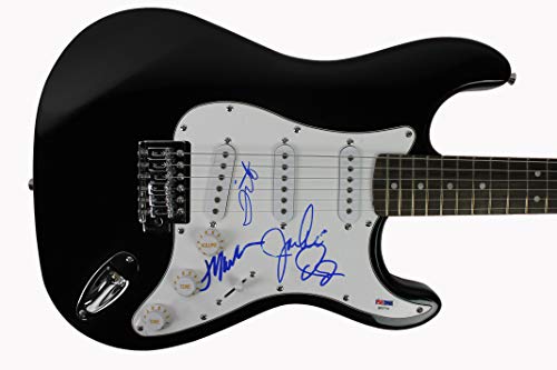 Jackson 5 (4) Tito , Jermaine , Marlon & Jackie Signed Guitar PSA/DNA #Q02772