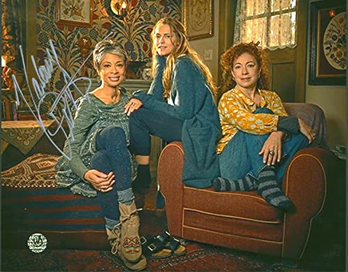 Valarie Pettiford A Discovery Of Witches Signed 8x10 Photo Wizard World