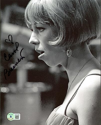 Carol Burnett Authentic Signed 8x10 Black & White Photo Autographed BAS #BD11060
