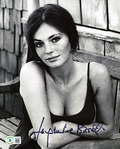 Jacqueline Bisset The Deep Signed 8x10 Black & White Sexy Photo BAS #BD11086