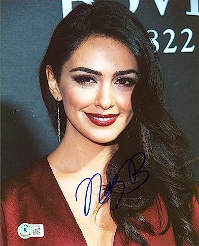 Nazanin Boniadi Lord of the Rings Authentic Signed 8x10 Photo BAS #BJ084528
