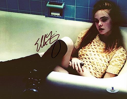 Elle Fanning Super 8 Authentic Signed 8x10 Photo Autographed BAS #B03644