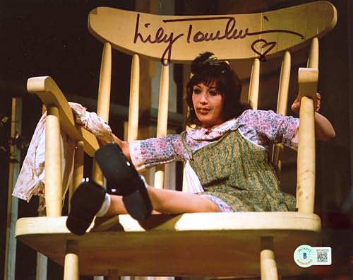 Lily Tomlin Rowan & Martin's Laugh-In Signed 8x10 Horizontal Photo BAS 2