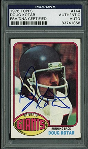 Giants Doug Kotar Authentic Signed Card 1976 Topps #144 PSA/DNA Slabbed