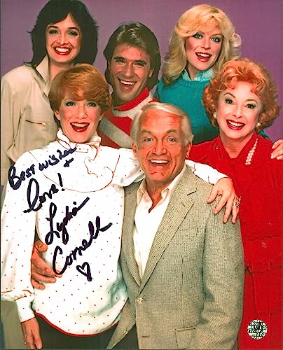 Lydia Cornell Too Close For Comfort Signed 8x10 Photo Wizard World #019069