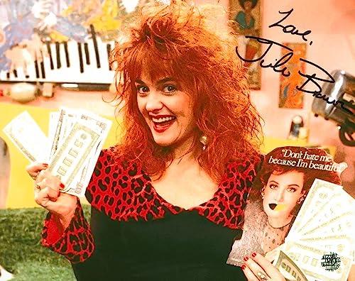 Julie Brown Just Say Julie "Love" Signed 8x10 Photo Wizard World #029573