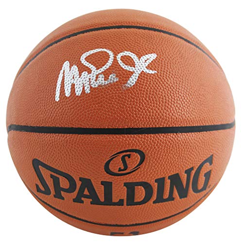 Lakers Magic Johnson Authentic Signed Spalding Basketball BAS #Z32543