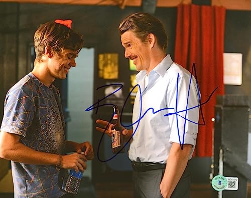Ethan Hawke Boyhood Authentic Signed 8x10 Photo Autographed BAS #BG83212