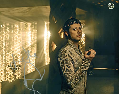 Hale Appleman The Magicians Authentic Signed 8x10 Photo Wizard World 1