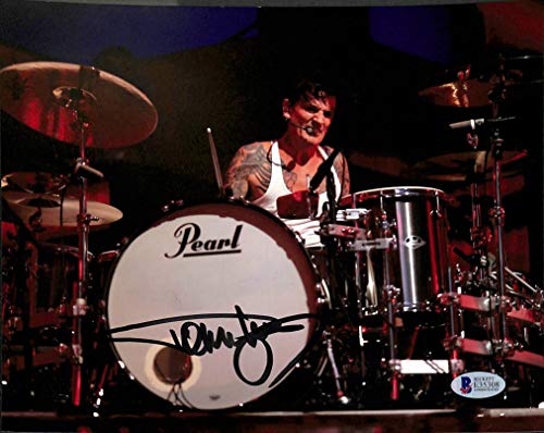 Tommy Lee Motley Crue Authentic Signed 8x10 Photo Autographed BAS #E35308