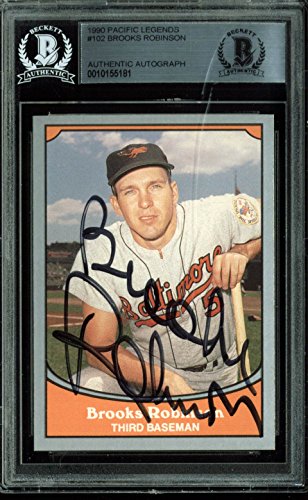 Orioles Brooks Robinson Signed Card 1988 Pacific Legends #102 BAS Slabbed