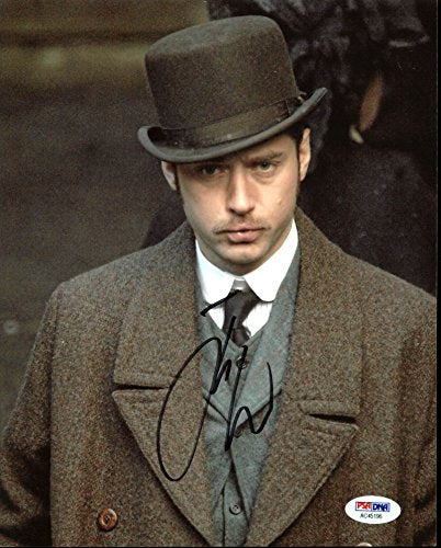 Jude Law Sherlock Holmes Authentic Signed 8X10 Photo PSA/DNA #AC45196