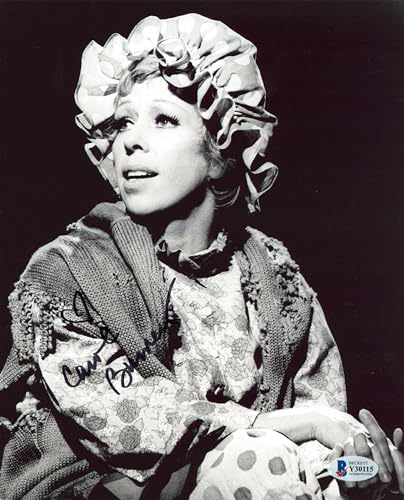 Carol Burnett Authentic Signed 8x10 Photo Autographed BAS #Y30115