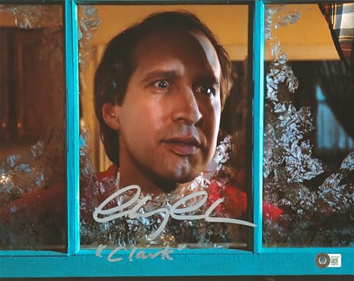 Chevy Chase Christmas Vacation "Clark" Signed 11x14 Photo BAS Witness #WZ46356
