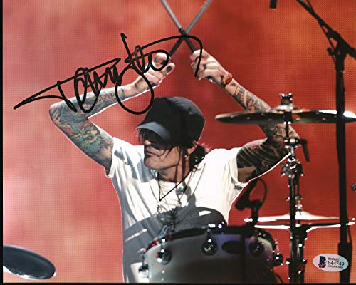 Tommy Lee Motley Crue Authentic Signed 8x10 Photo Autographed BAS #E44749