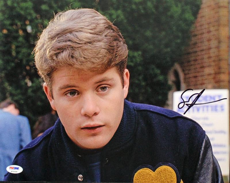 Sean Astin Rudy Ruettiger Signed Authentic 11X14 Photo PSA/DNA #P72326