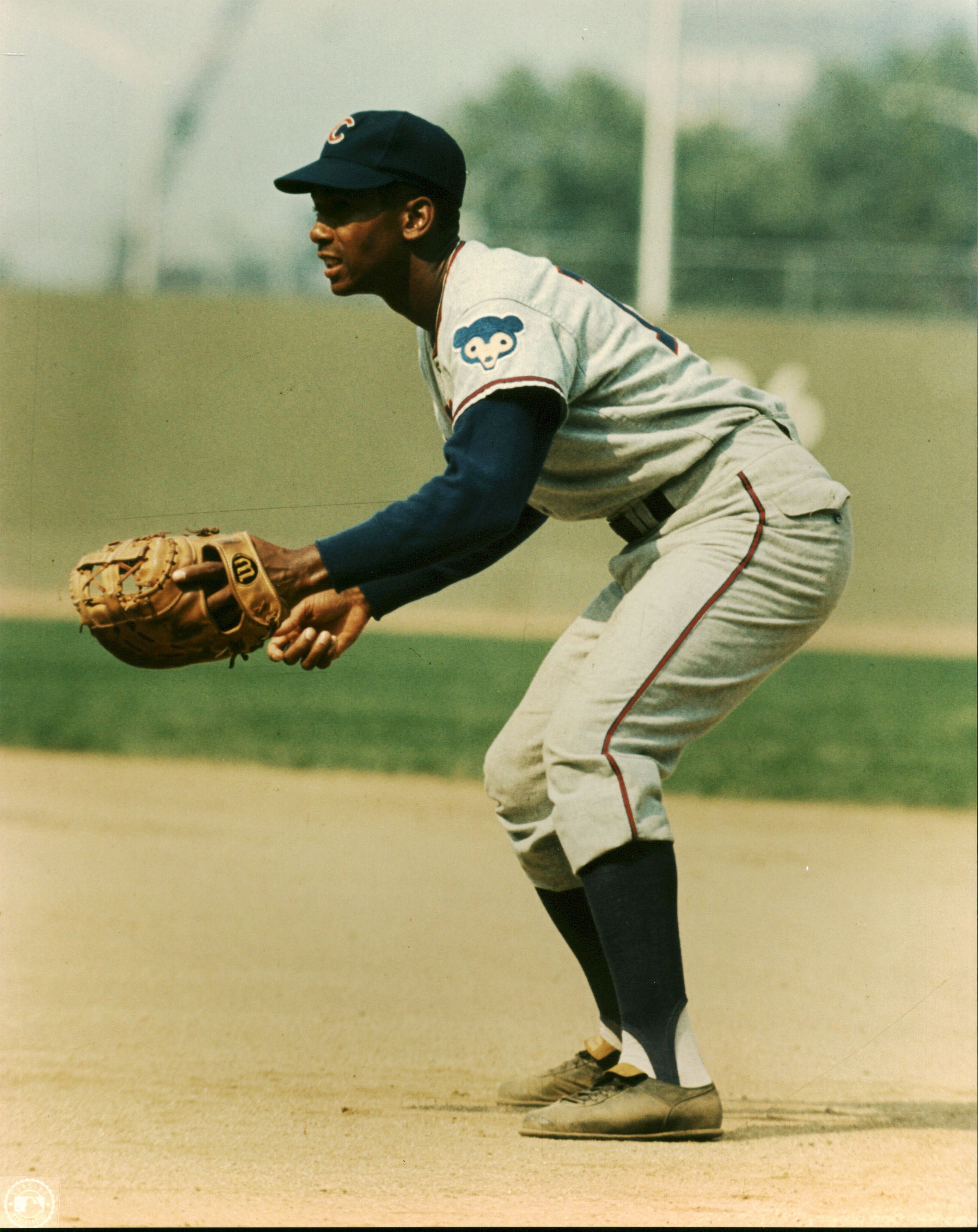 Cubs Ernie Banks 8x10 PhotoFile Fielding Photo Un-signed