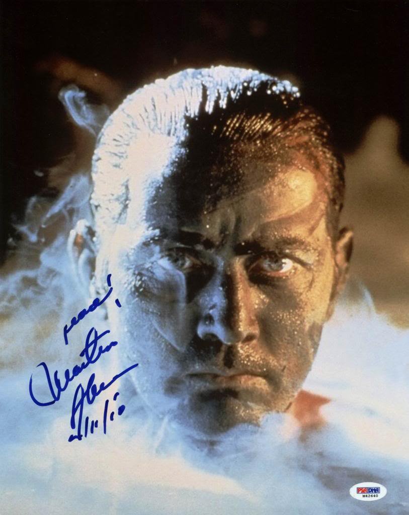 Martin Sheen Apocalypse Now Signed Authentic 11X14 Photo PSA/DNA #M42640