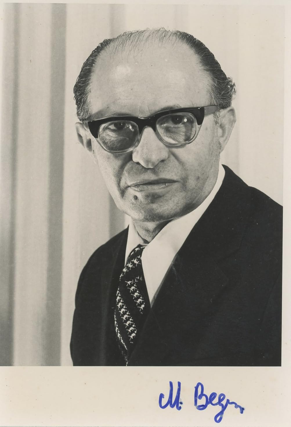 Menachem Begin Former Prime Minister of Israel Signed 3.5x5 Photo BAS #BK43258