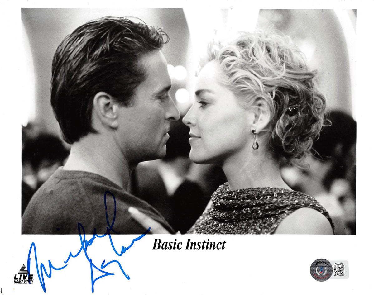 Michael Douglas Basic Instinct Authentic Signed 8x10 Photo BAS #BL44637