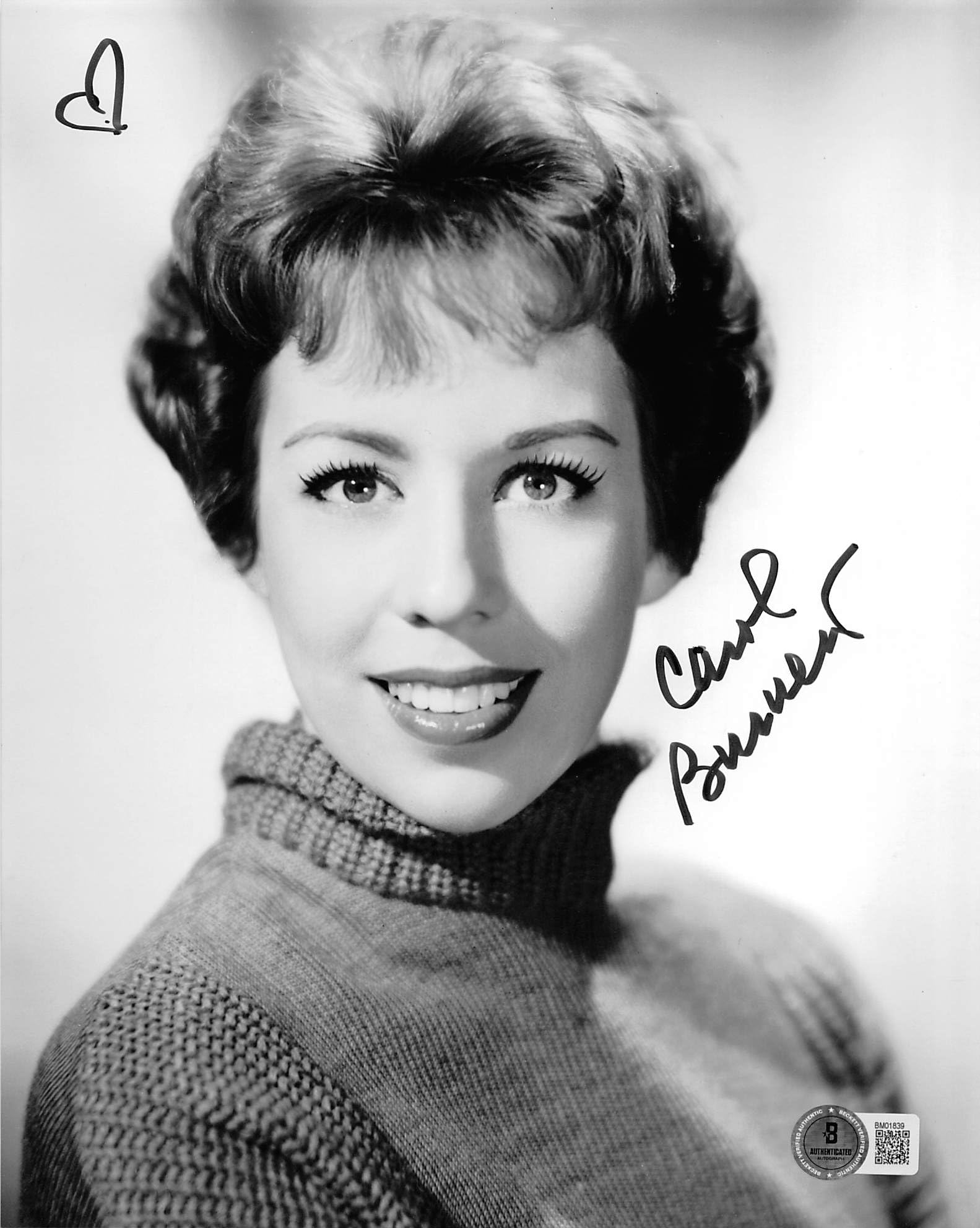 Carol Burnett Authentic Signed 8x10 Vertical Black & White Photo BAS 4