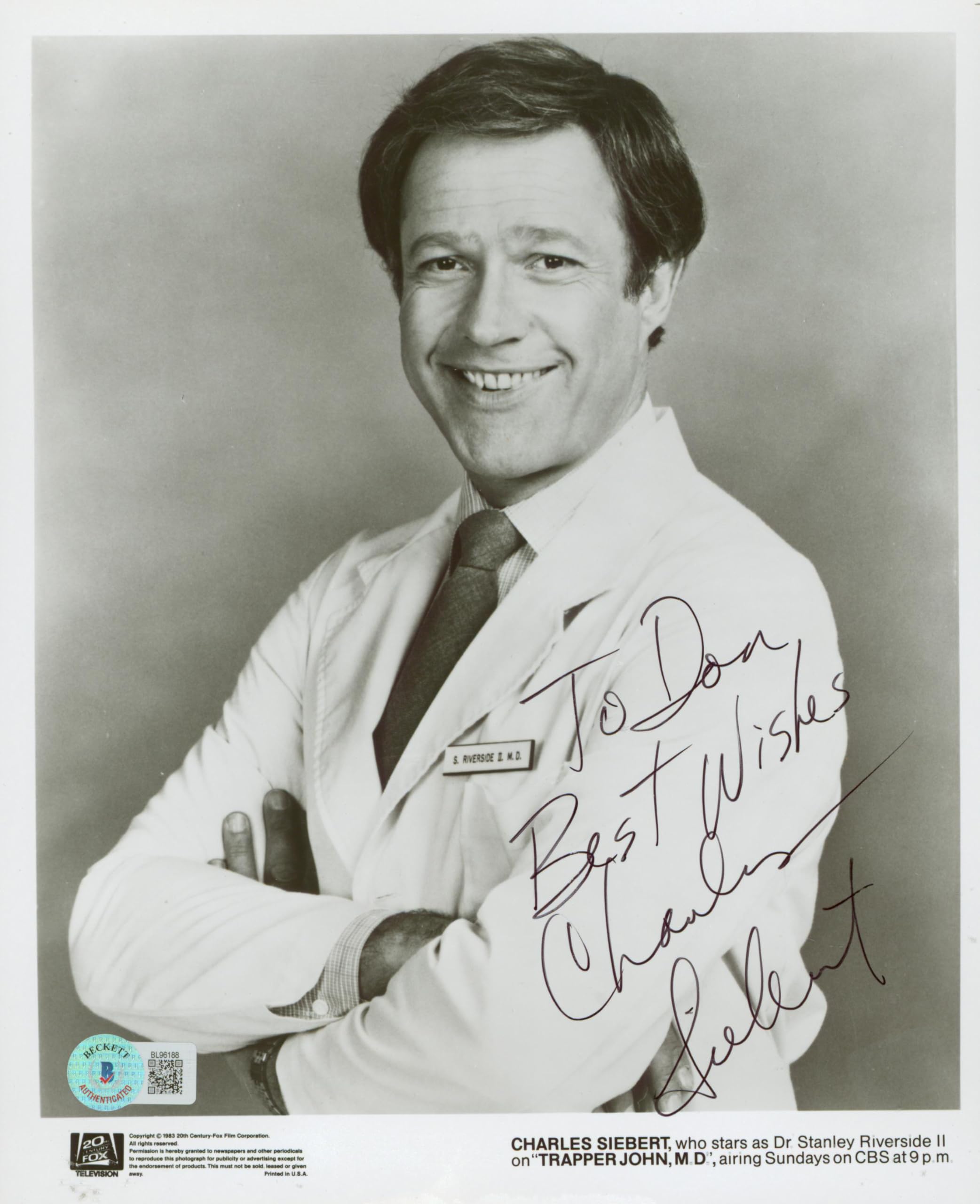 Charles Siebert Trapper John, M.D. "Best Wishes" Signed 8x10 Photo BAS #BL96188
