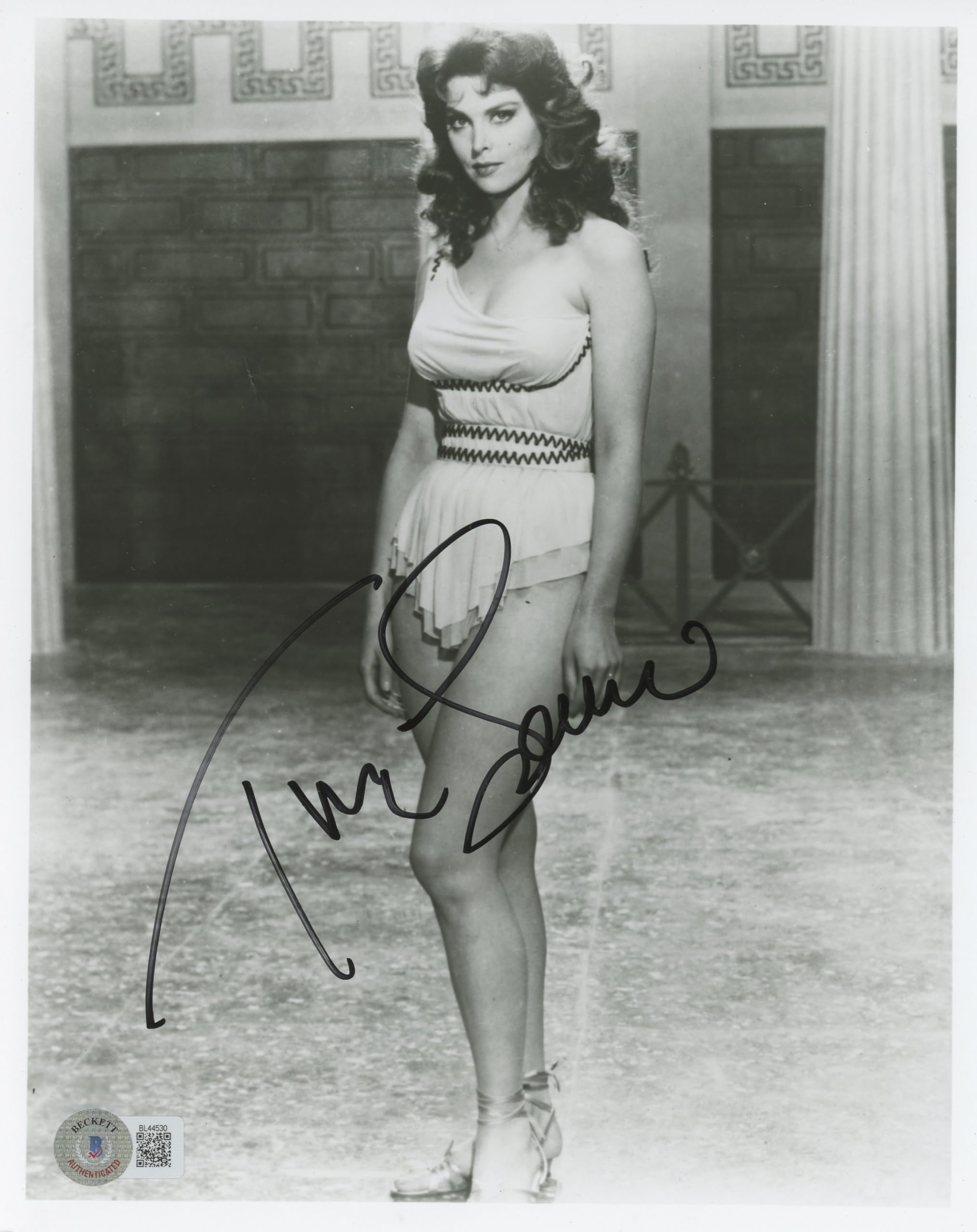 Tina Louise Gilligan's Island Authentic Signed 8x10 Photo BAS #BL44530