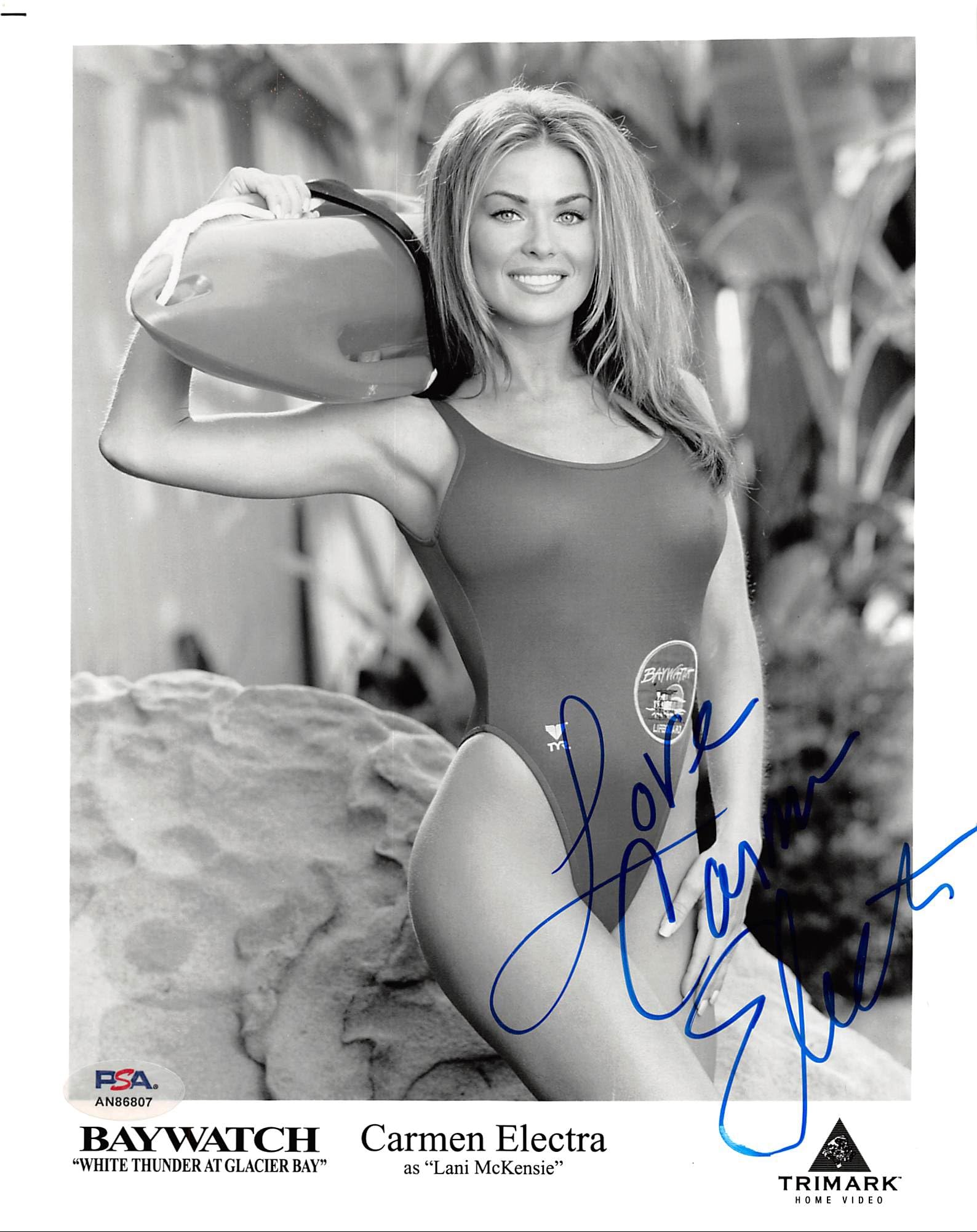 Carmen Electra Baywatch Authentic Signed 8x10 Promotional Photo PSA/DN