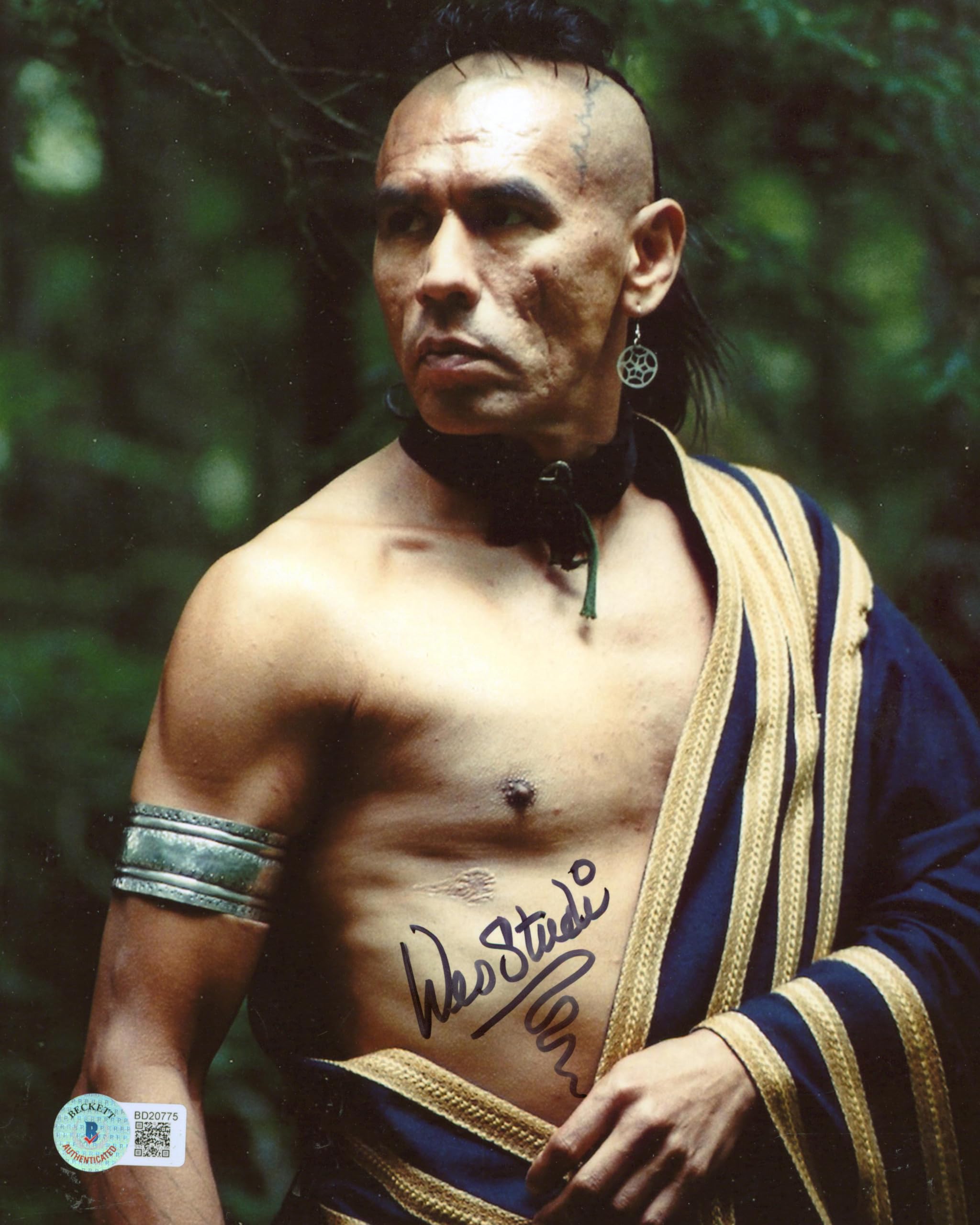 Wes Studi The Last of the Mohicans Authentic Signed 8x10 Photo BAS #BD20775