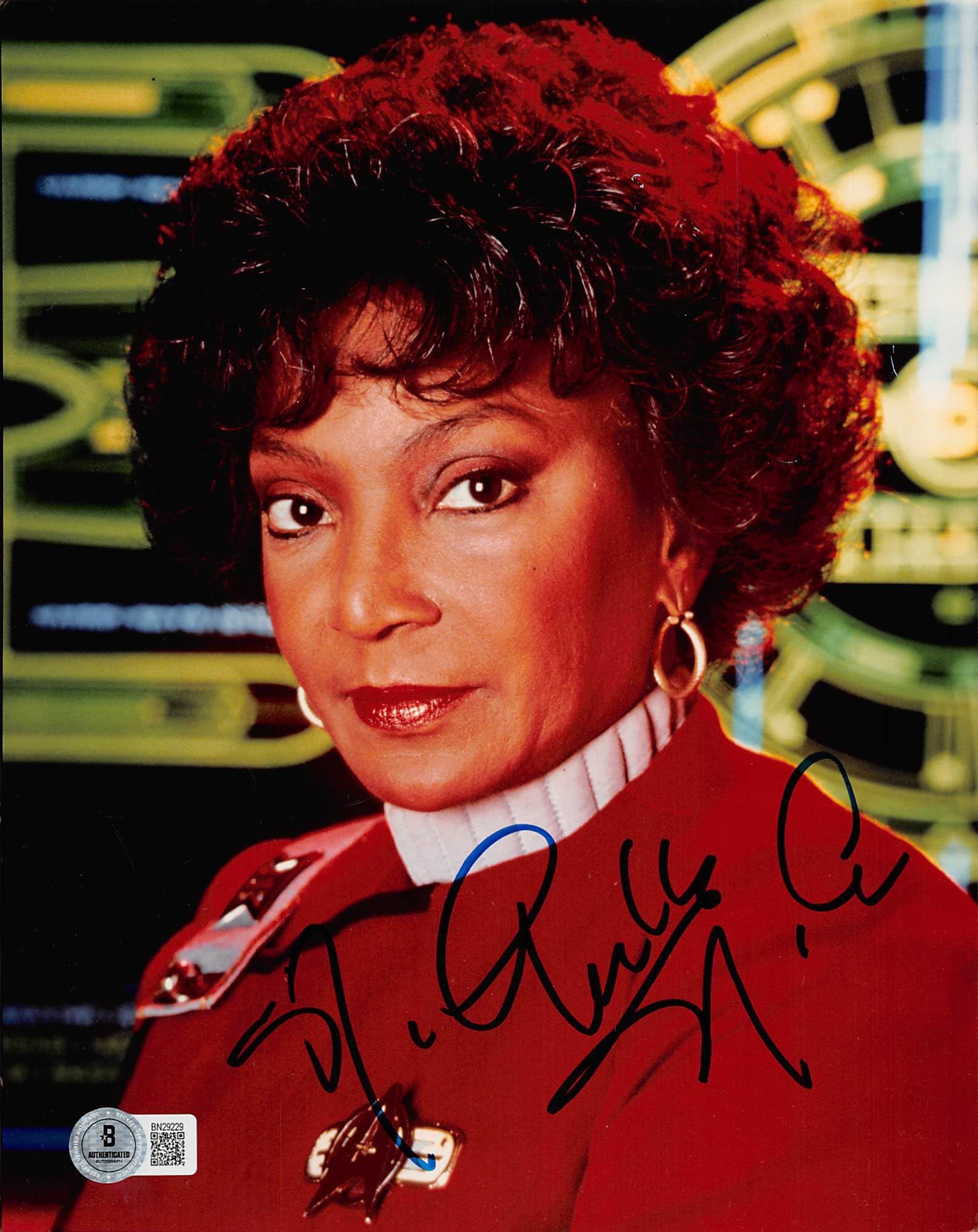 Nichelle Nichols Star Trek Authentic Signed 8x10 Photo Autographed BAS #BN29229