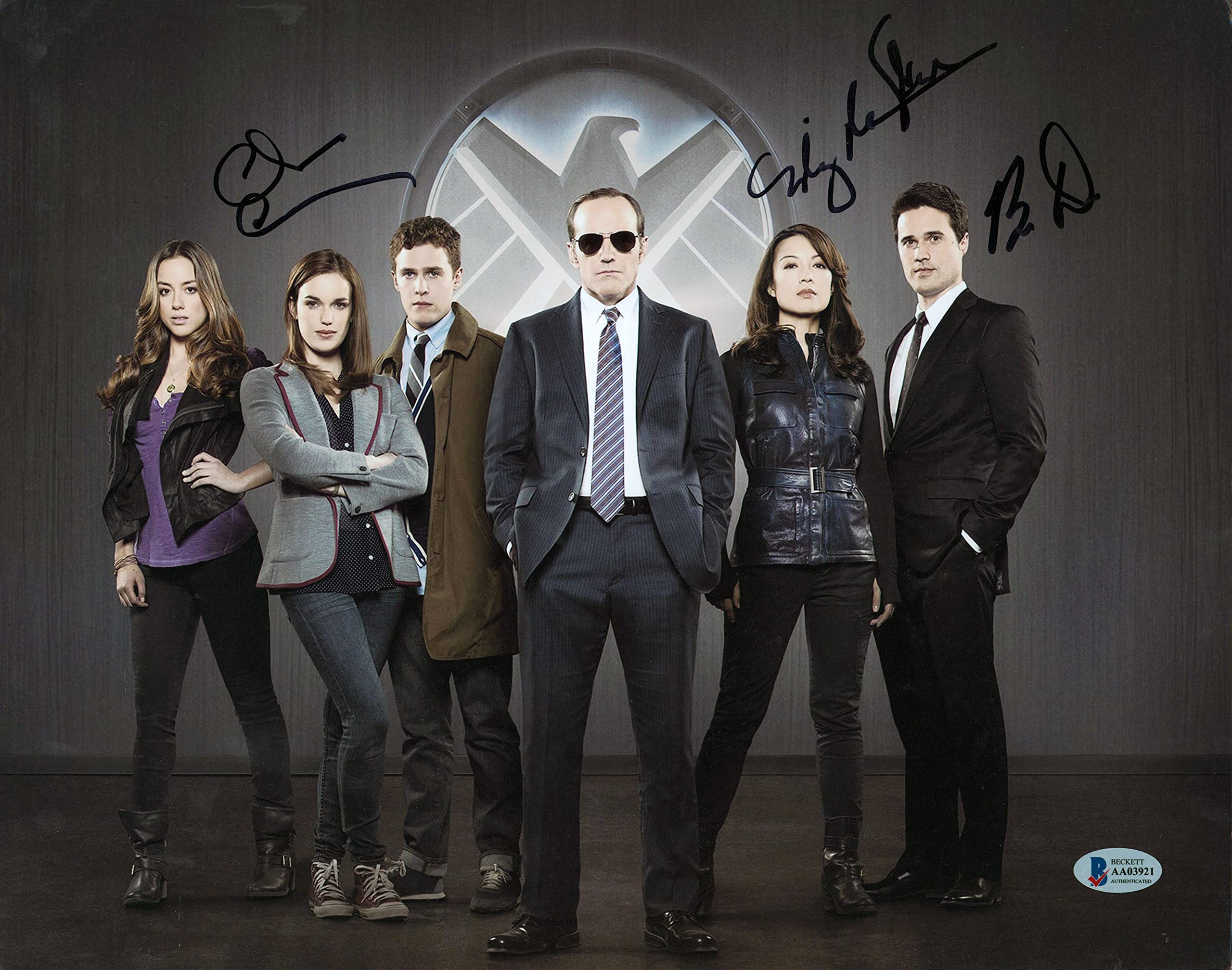 Agents of SHIELD (3) Gregg, Dalton & Wen Signed 11x14 Photo BAS #AA03921