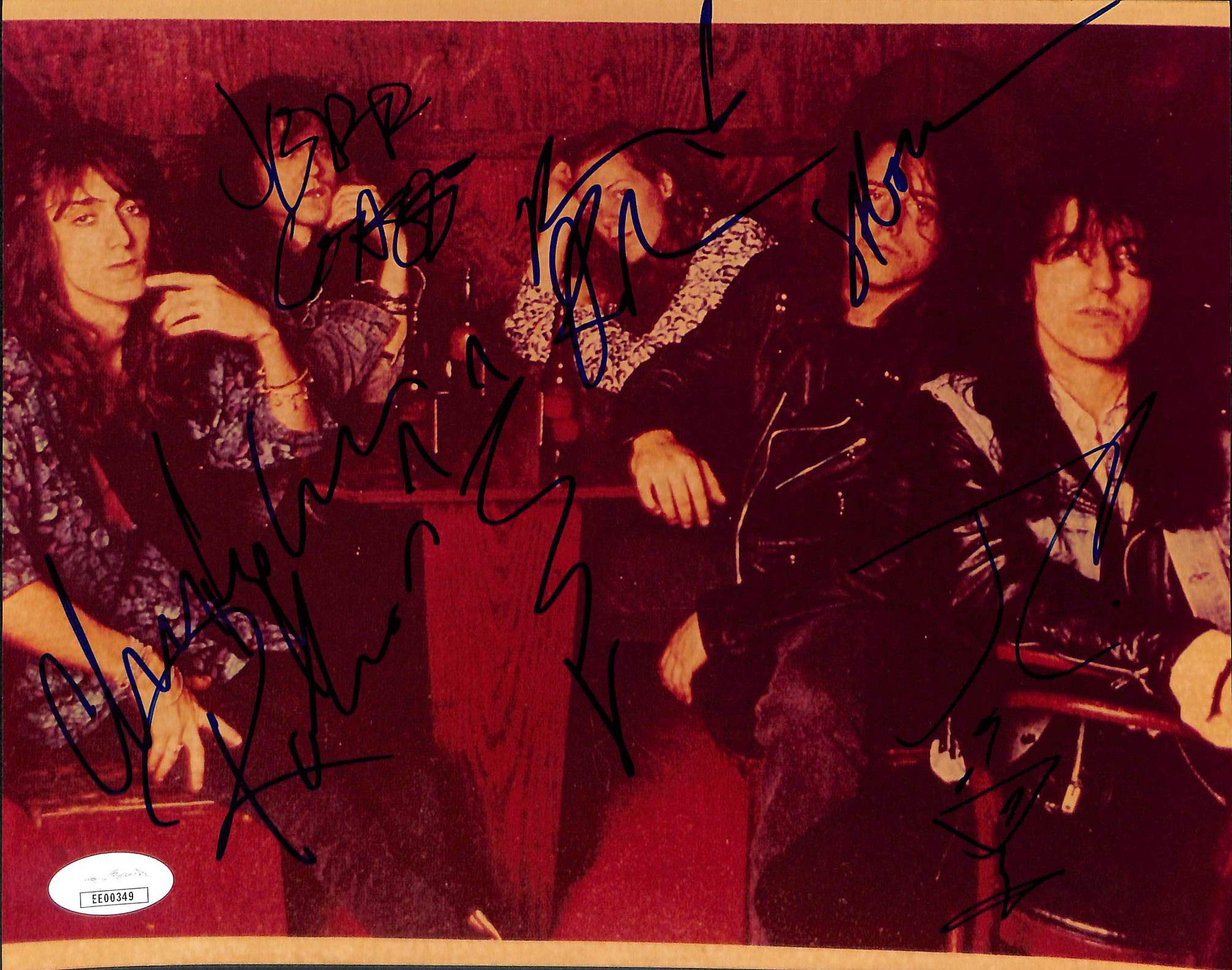 The Black Crowes (5) Chris & Rich Robinson +3 Signed 8x10 Photo JSA #EE00349
