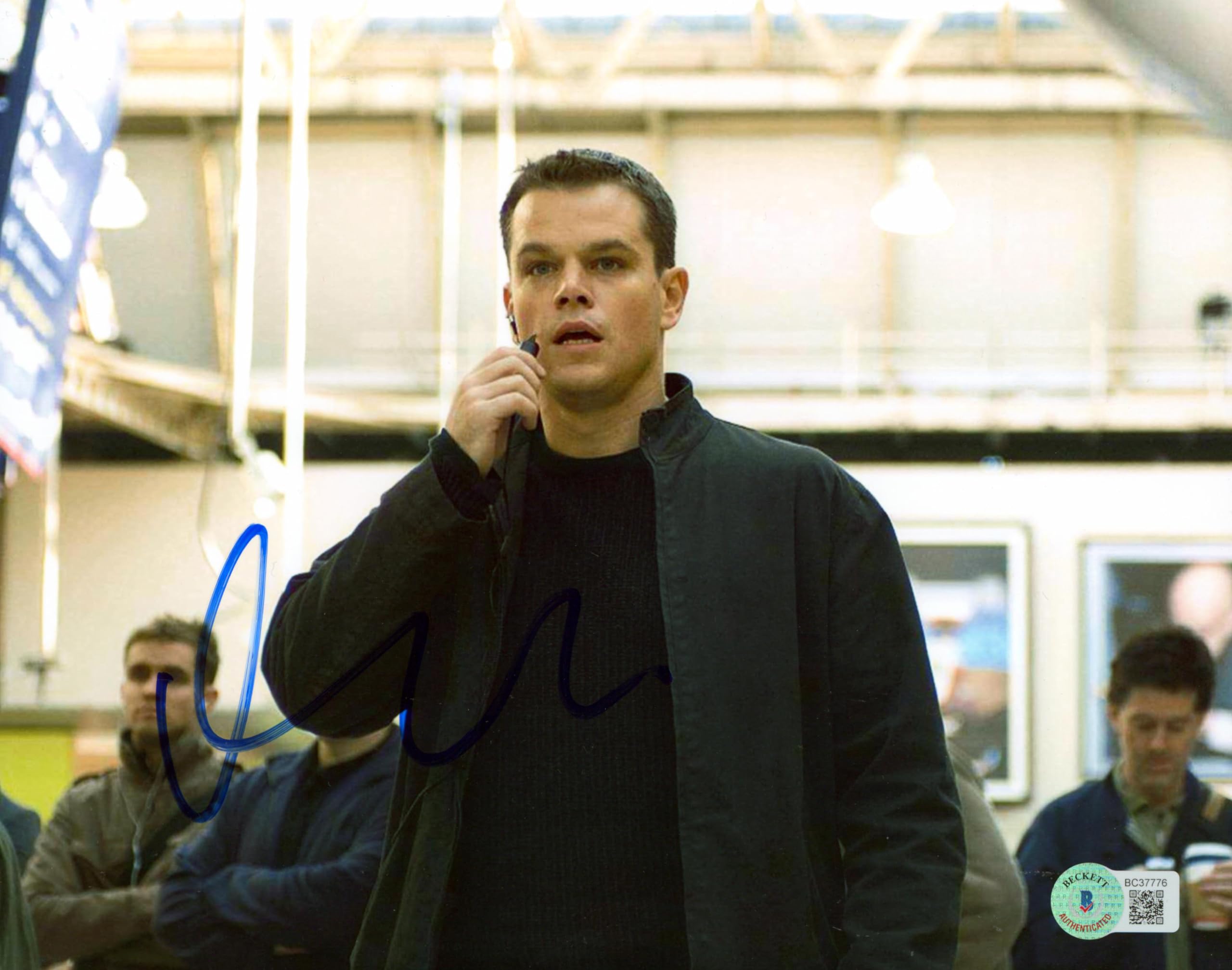 Matt Damon The Bourne Identity Authentic Signed 8x10 Photo BAS #BC37776