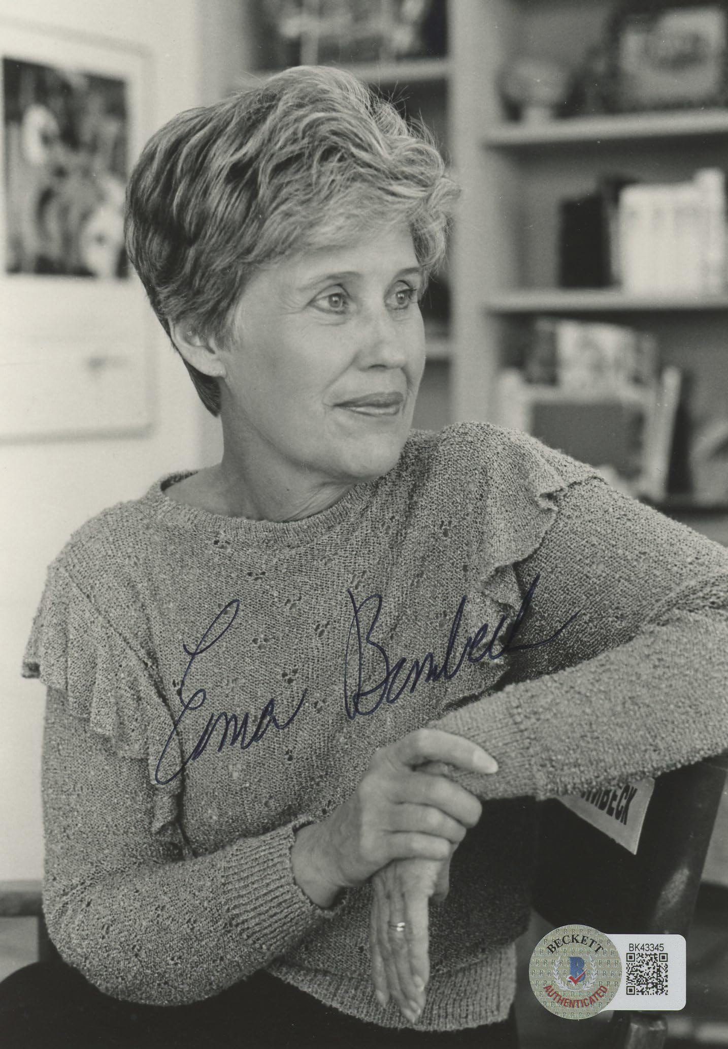 Erma Bombeck At Wit's End Authentic Signed 5x7 Black & White Photo BAS #BK43345