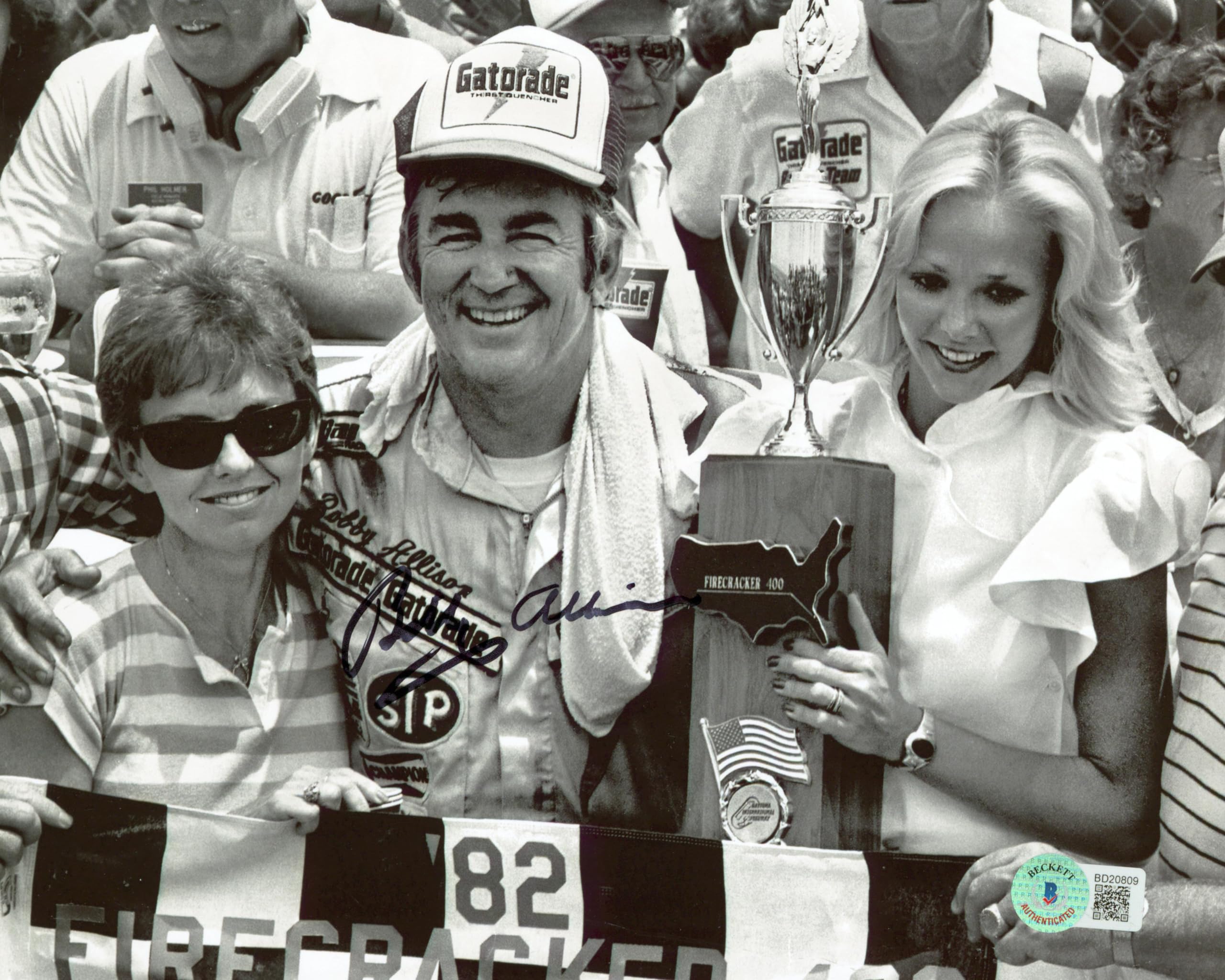 Bobby Allison NASCAR Authentic Signed 8x10 Photo Autographed BAS #BD20809