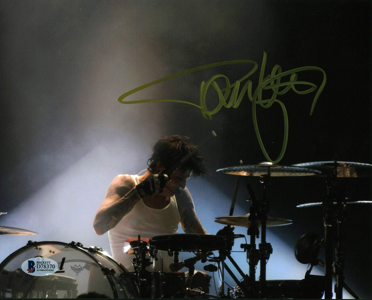 Tommy Lee Motley Crue Authentic Signed 8x10 Photo Autographed BAS #D78370