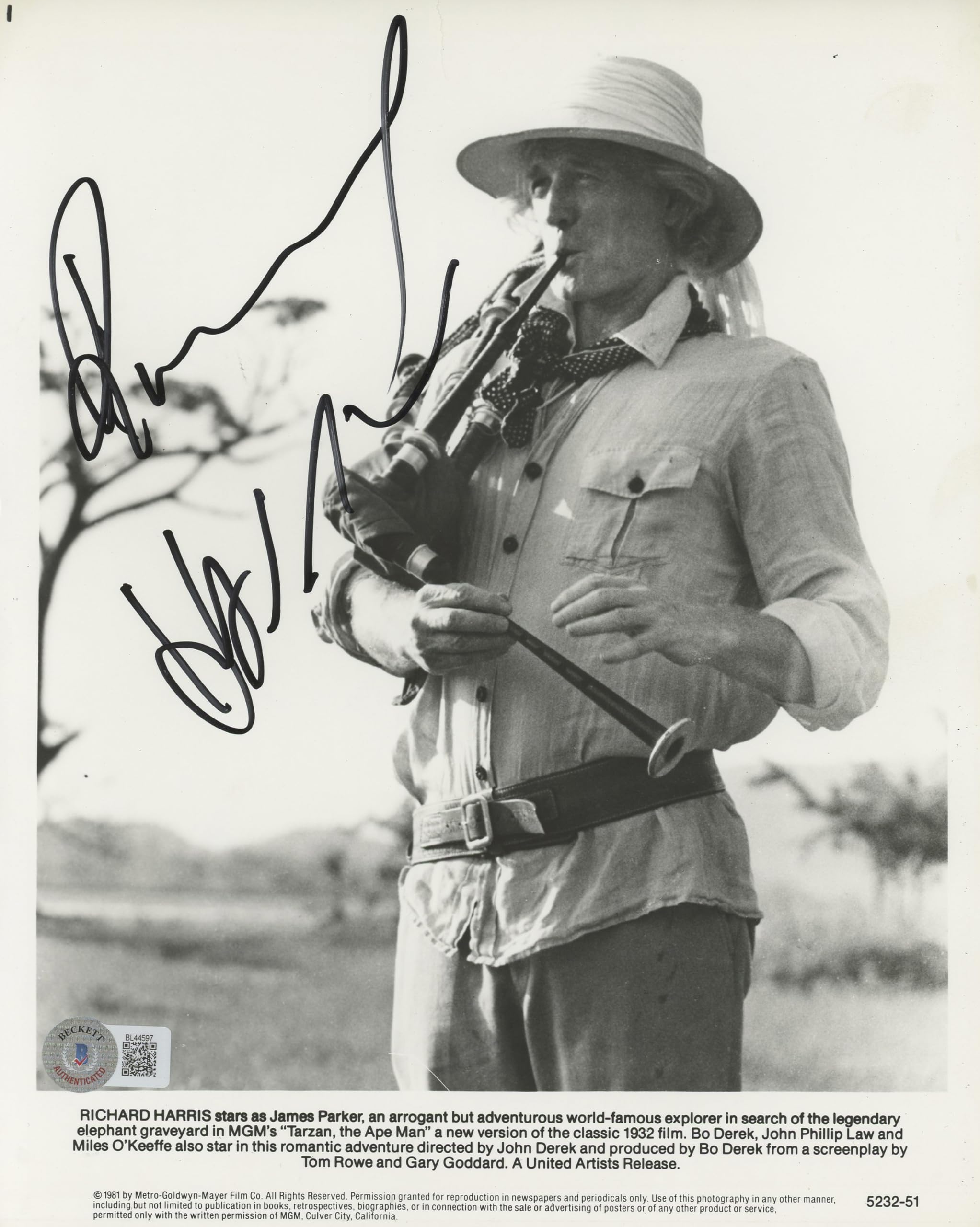 Richard Harris Tarzan, the Ape Man Authentic Signed 8x10 Photo BAS #BL44597